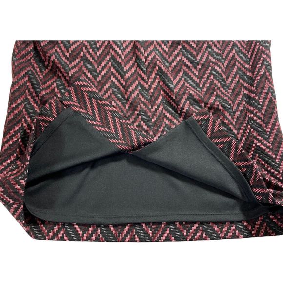 Kasper Pencil Skirt Womens 8 Black/Red Chevron Knee Length Lined Back Zip EUC - Picture 5 of 8